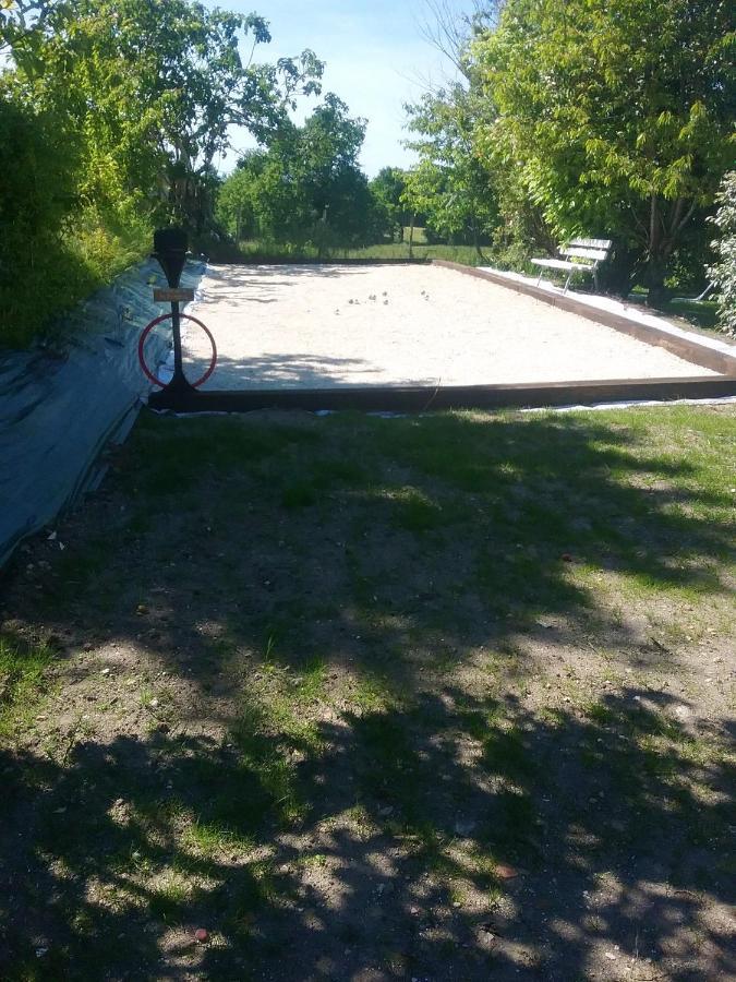 Villa Charmante A Bosset Avec Piscine Partagee Exteriér fotografie