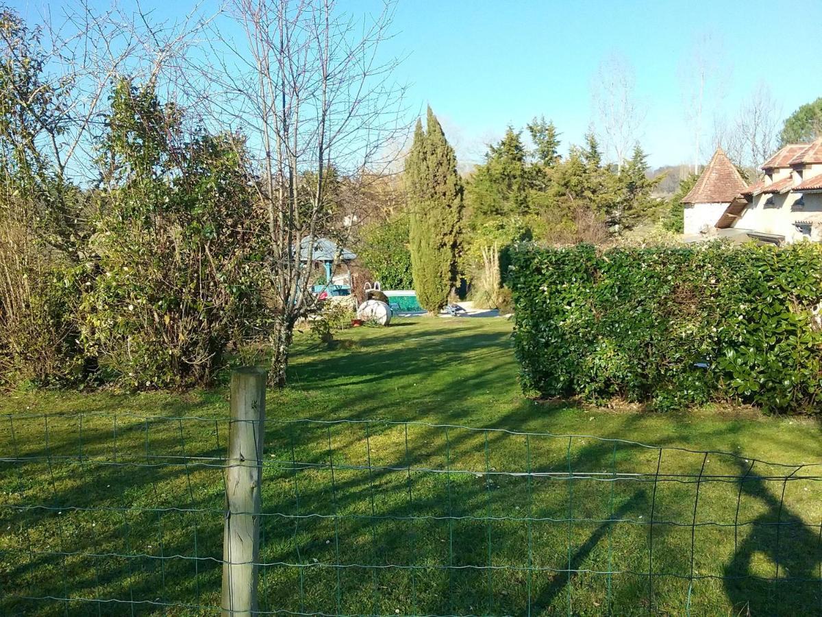Villa Charmante A Bosset Avec Piscine Partagee Exteriér fotografie