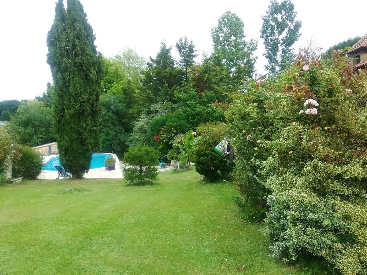 Villa Charmante A Bosset Avec Piscine Partagee Exteriér fotografie