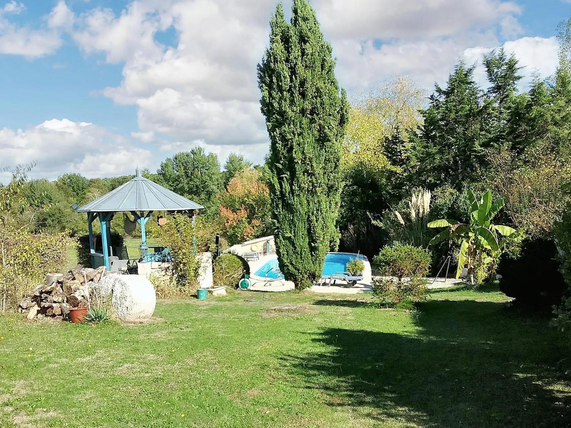 Villa Charmante A Bosset Avec Piscine Partagee Exteriér fotografie