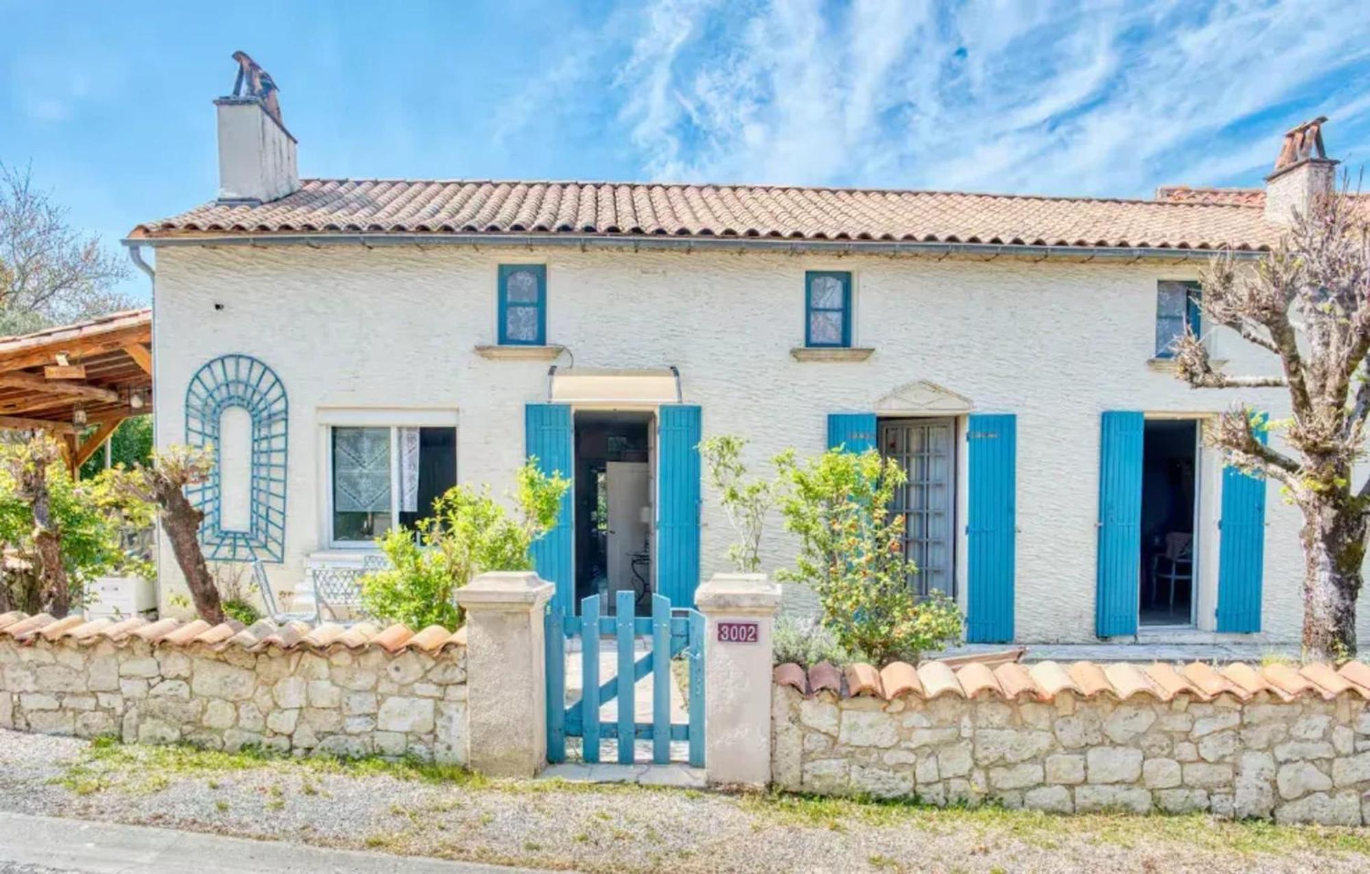Villa Charmante A Bosset Avec Piscine Partagee Exteriér fotografie