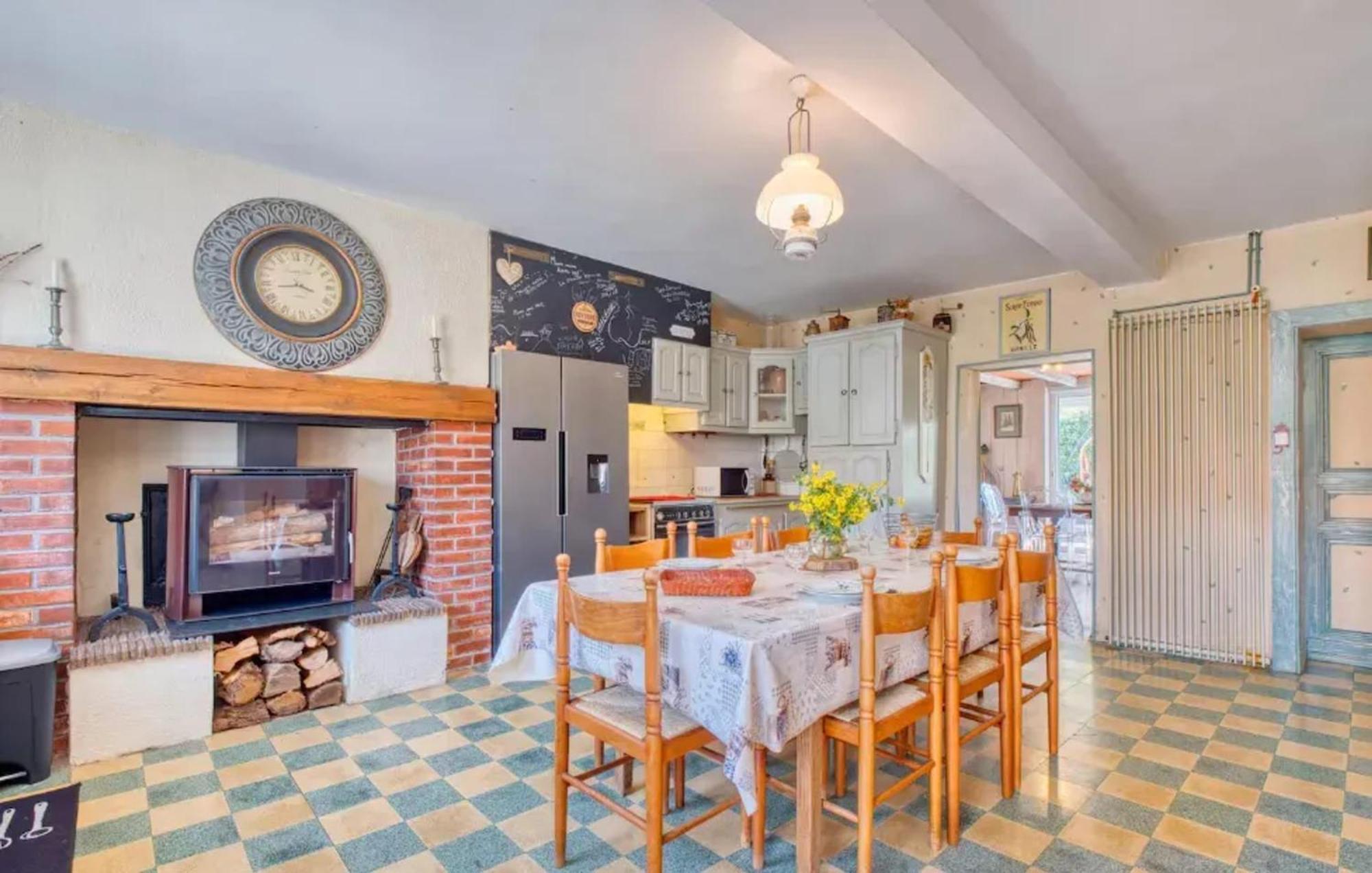 Villa Charmante A Bosset Avec Piscine Partagee Exteriér fotografie